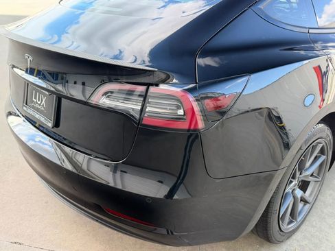 Used 2021 Tesla Model 3 Standard Range Plus RWD image 8