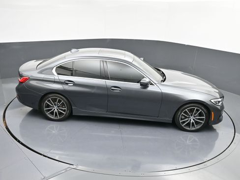 Used 2020 BMW 330i Sedan w/ Convenience Package image 40