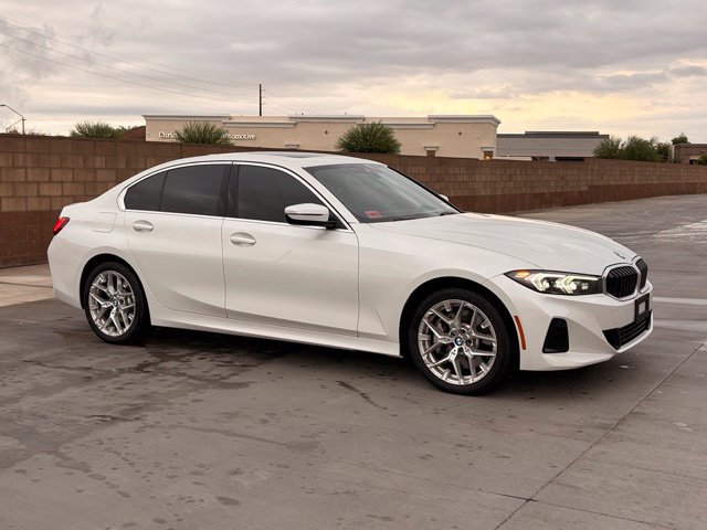 Used 2026 BMW 330i xDrive Sedan AWD/4WD image 40