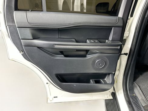 Used 2020 Ford Expedition XLT w/ Equipment Group 202A image 26