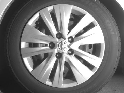 Used 2025 Nissan Sentra S FWD image 12