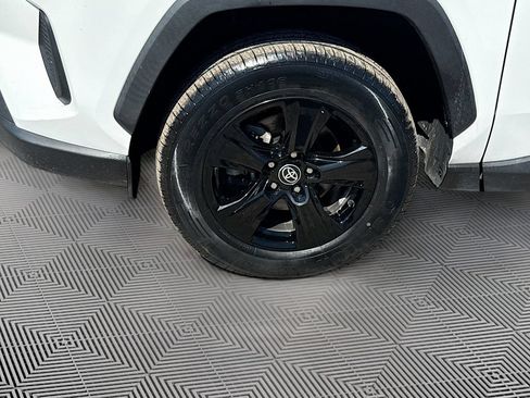 Used 2023 Toyota RAV4 XLE FWD image 19