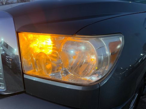 Used 2011 Toyota Tundra Limited image 16