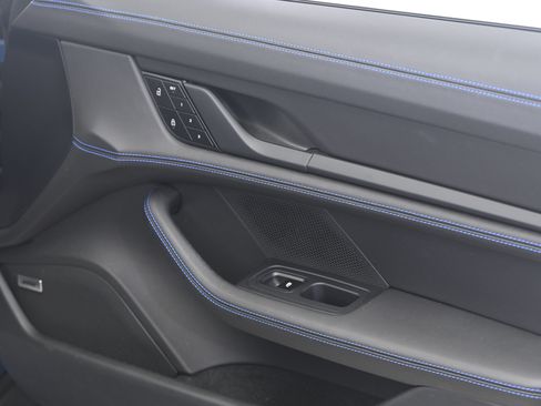 Certified 2023 Porsche Taycan 4S AWD/4WD image 22