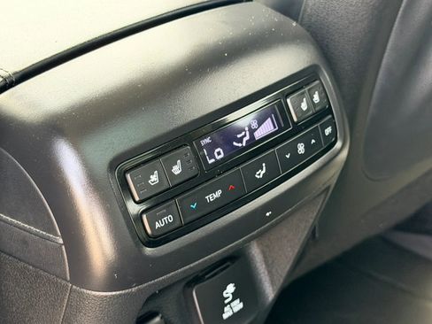 Used 2021 Hyundai Palisade Limited image 27