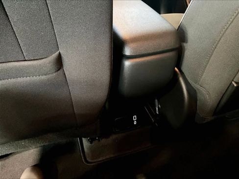 Certified 2022 Chevrolet TrailBlazer LT w/ Convenience Package image 26