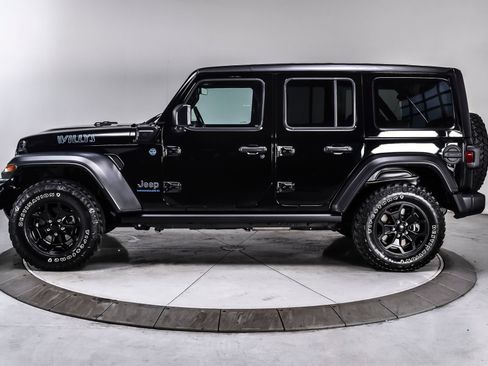 Used 2023 Jeep Wrangler Unlimited w/ Sun & Screen Package AWD/4WD image 3