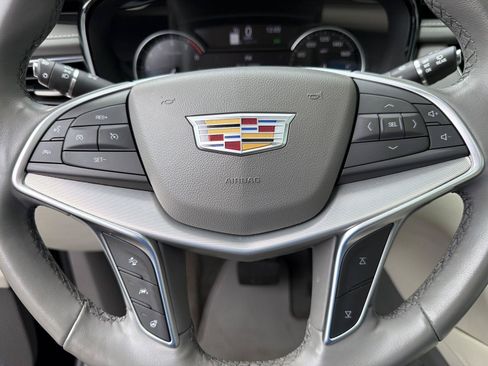 Used 2024 Cadillac XT5 Premium Luxury AWD/4WD image 24