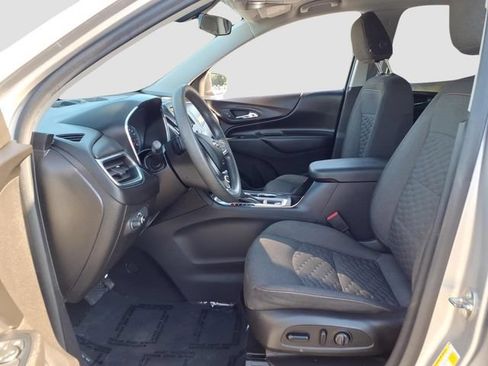 Used 2019 Chevrolet Equinox LT AWD/4WD image 9