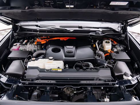 Used 2024 Toyota Sequoia Limited image 35