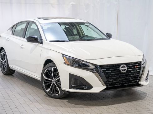 New 2025 Nissan Altima 2.5 SR w/ SR Premium Package image 1