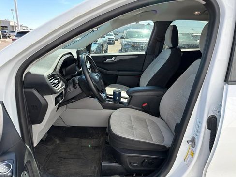 Used 2023 Ford Escape Active w/ Tech Pack #2 AWD/4WD image 2