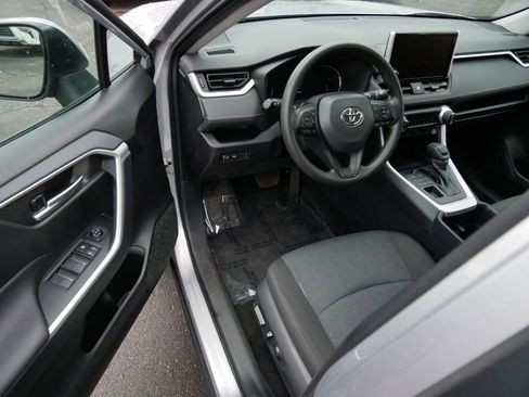 Certified 2025 Toyota RAV4 XLE AWD/4WD image 10