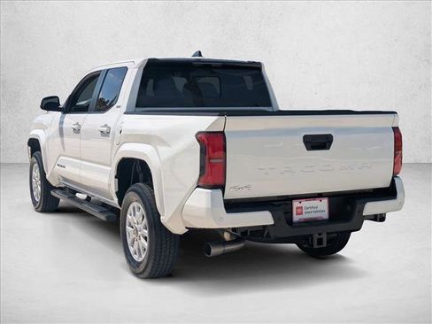Certified 2024 Toyota Tacoma SR5 AWD/4WD image 7
