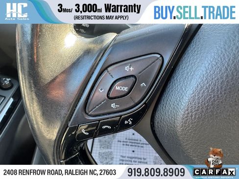 Used 2019 Toyota C-HR XLE FWD image 26