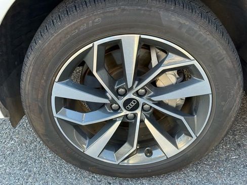 Used 2024 Audi Q5 2.0T Premium Plus image 15