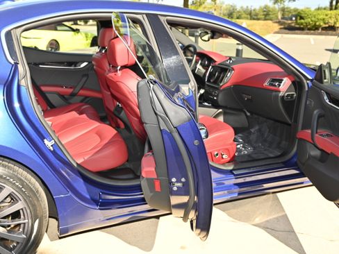 Certified 2022 Maserati Ghibli Modena Q4 image 50