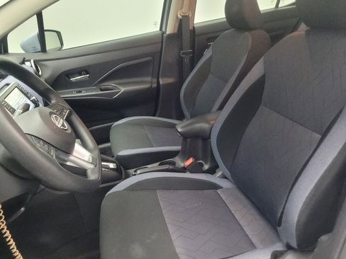 Used 2024 Nissan Versa SV w/ Trunk Package FWD image 17