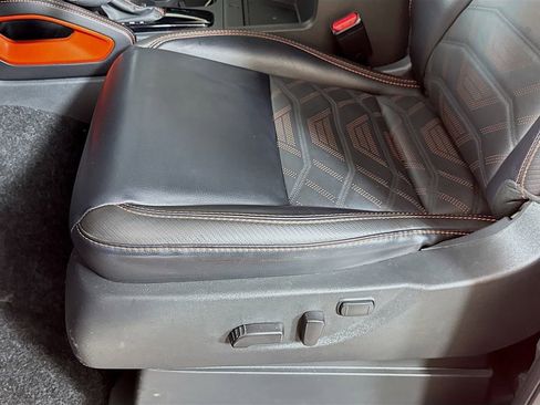 Used 2025 Nissan Frontier PRO-4X w/ Pro Premium Package image 23