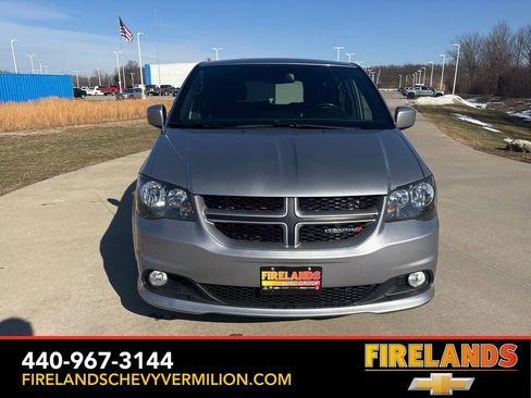 Used 2019 Dodge Grand Caravan GT image 12