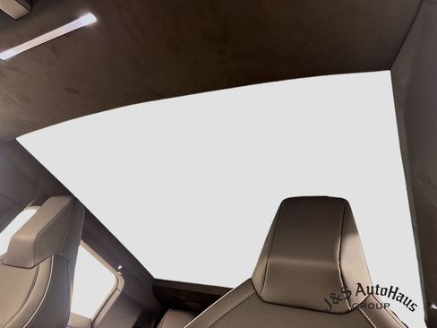 Used 2024 Tesla Cybertruck AWD Crew Cab image 16