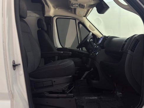 Used 2024 RAM ProMaster 2500 w/ Cold Weather Group FWD image 23