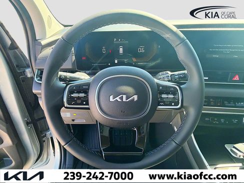 New 2026 Kia Carnival EX FWD image 41