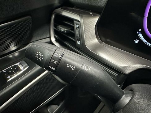 Used 2025 Kia Telluride S image 21