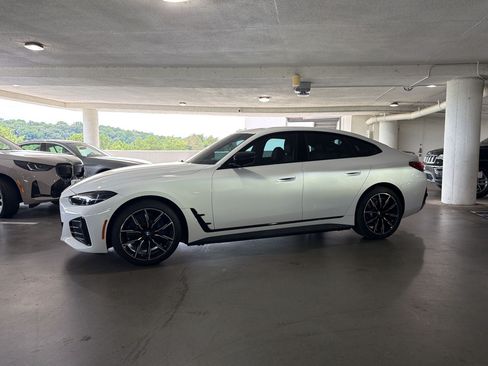 Used 2025 BMW i4 eDrive40 w/ M Sport Package RWD image 12