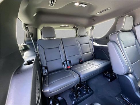 Used 2025 GMC Yukon Elevation w/ Elevation Premium Package RWD image 30