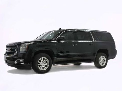 Used 2017 GMC Yukon XL SLT RWD image 4