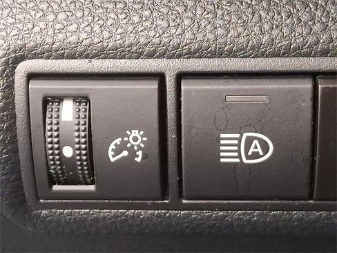 Used 2024 Toyota Corolla LE image 23