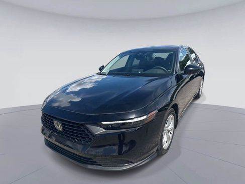 Used 2024 Honda Accord LX image 8