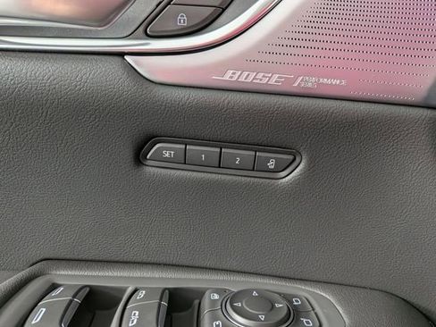 New 2025 Cadillac XT5 Premium Luxury image 12