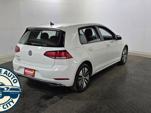 Used 2019 Volkswagen e-Golf SE w/ Driver Assistance Package image 7