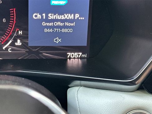 Used 2024 GMC Canyon AT4X image 27