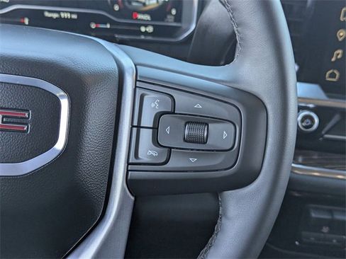 Used 2024 GMC Sierra 1500 SLE image 20