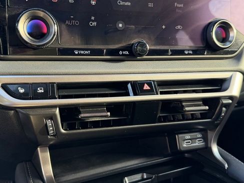 Used 2024 Lexus RX 350 AWD w/ Convenience Package image 26