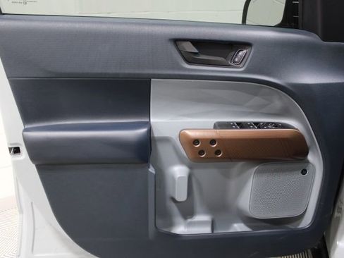 Used 2024 Ford Maverick Lariat w/ FX4 Off-Road Package image 17