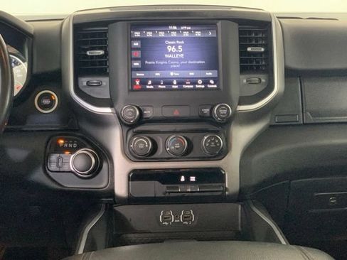 Used 2020 RAM 1500 Big Horn AWD/4WD image 3