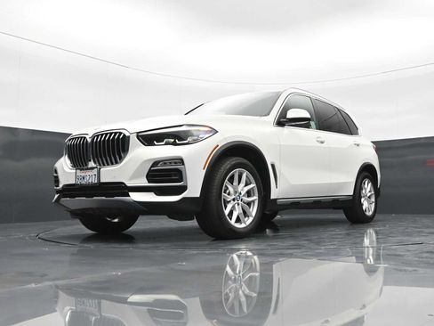 Used 2019 BMW X5 xDrive40i w/ Convenience Package AWD/4WD image 24