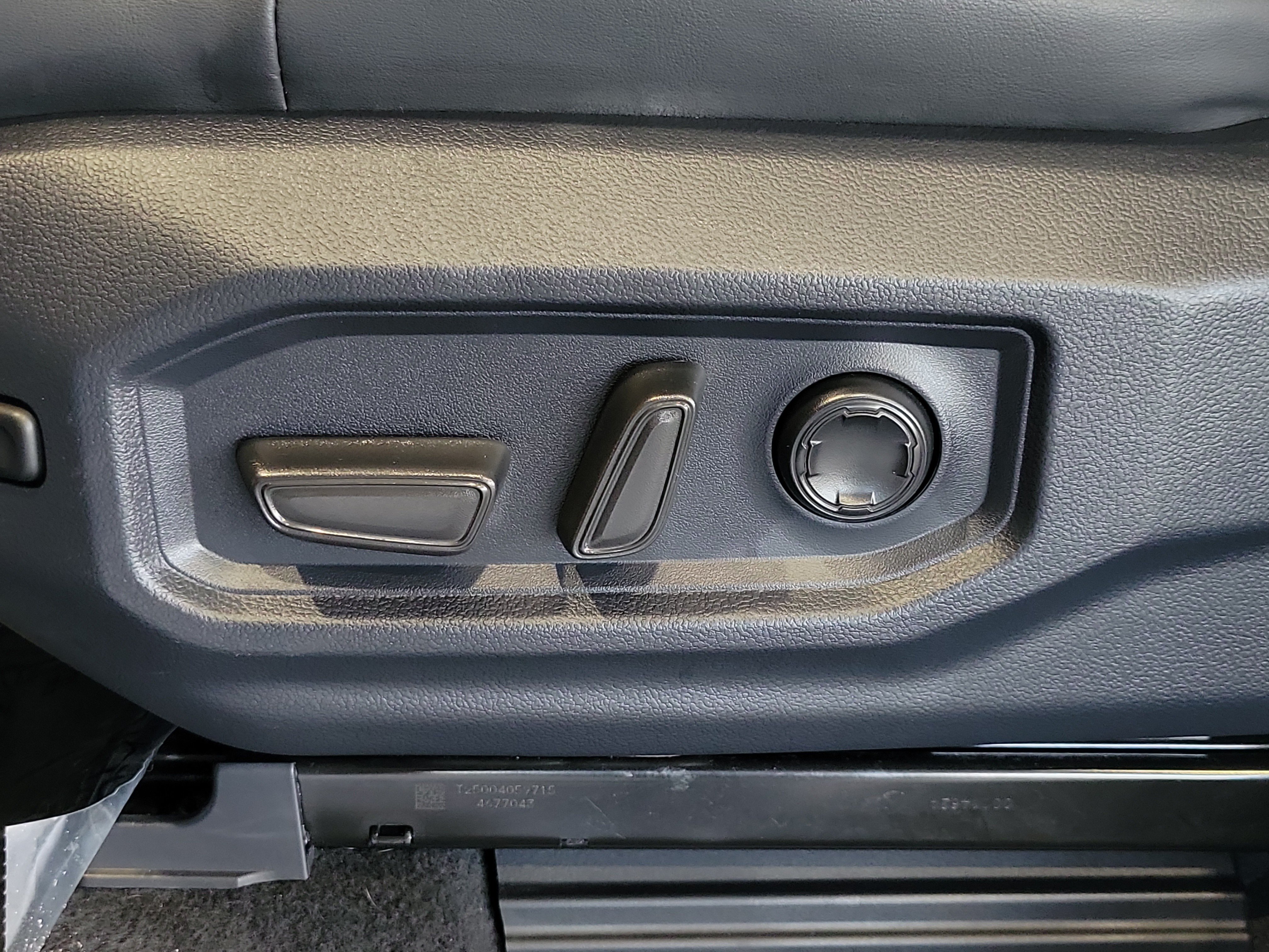 Used 2025 Toyota Tundra Platinum AWD/4WD image 20