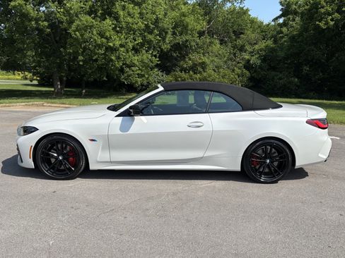 Used 2022 BMW M440i Convertible RWD image 15