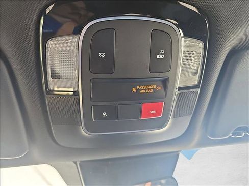 Used 2023 Hyundai Santa Cruz SEL FWD image 23