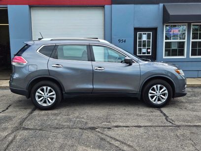 Used 2016 Nissan Rogue SV w/ SV Premium Package