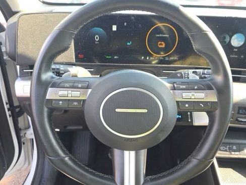 Certified 2025 Hyundai Kona SEL FWD image 16