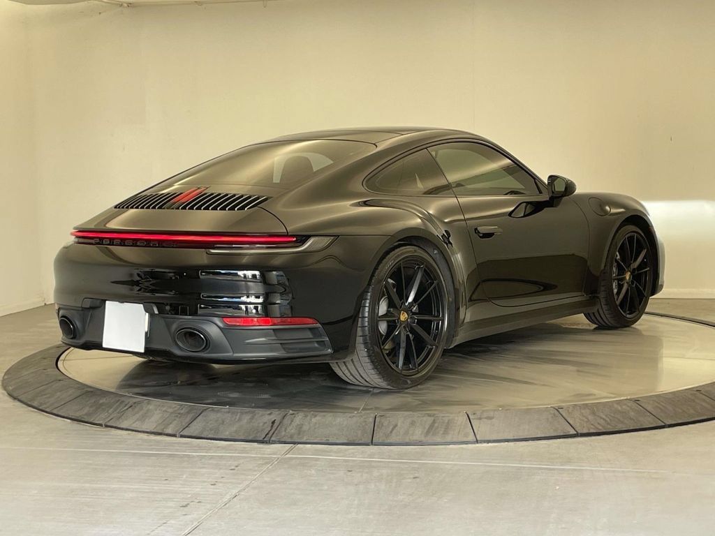 Used 2021 Porsche 911 Carrera 4 w/ Sport Package AWD/4WD image 7