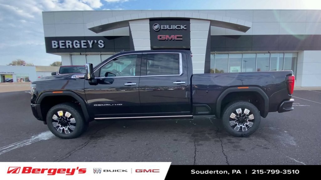 New 2026 GMC Sierra 3500 Denali w/ Denali Reserve Package AWD/4WD image 5
