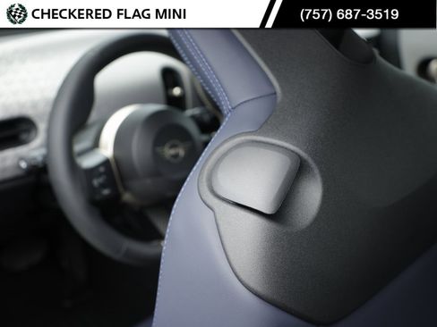 Used 2025 MINI Cooper S image 26