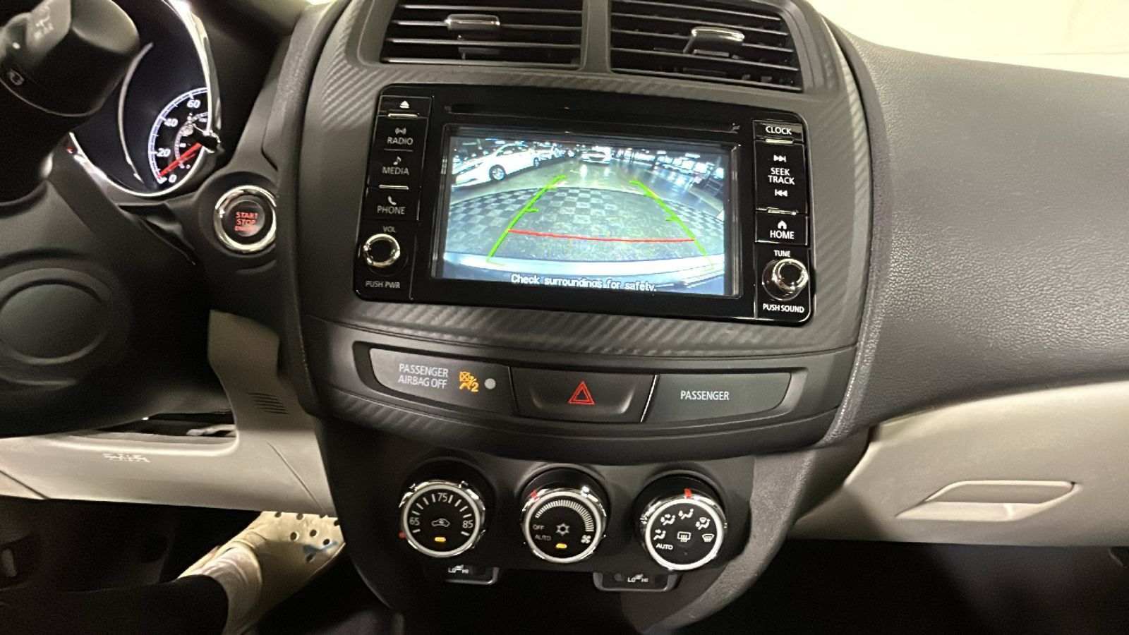 Used 2017 Mitsubishi Outlander Sport SE AWD/4WD image 27
